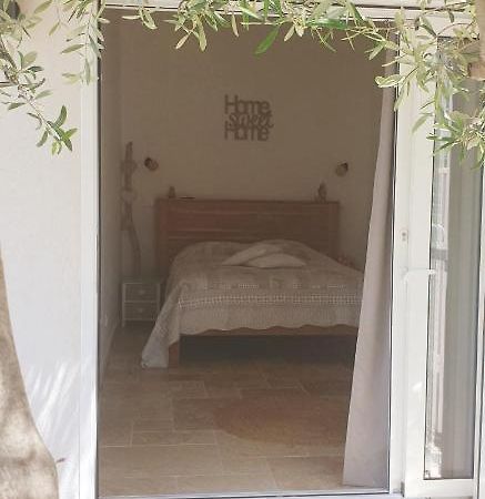 Chambre Independante Avec Jardin Privatif La Londe-les-Maures Buitenkant foto